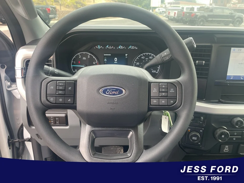 New 2026 Oxford White Ford F-350® XL image 13