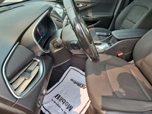Used 2017 Silver Chevrolet LT image 11