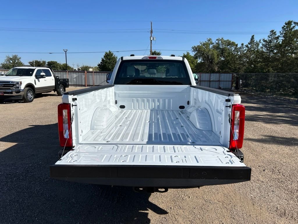 New 2026 Oxford White Ford XL image 6
