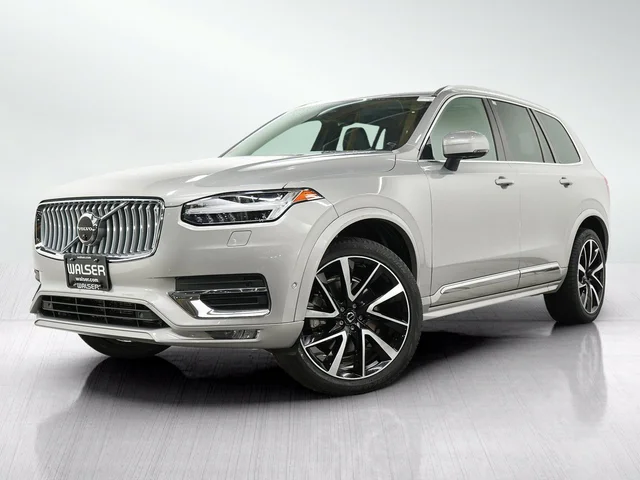 2023 Volvo XC90 Plus