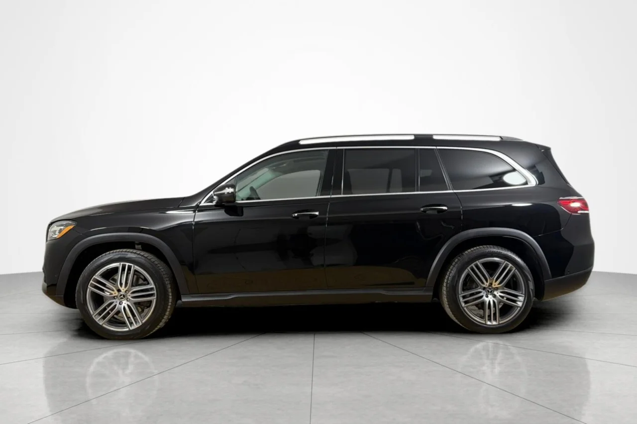 Certified Used 2023 Obsidian Black Metallic Mercedes-Benz GLS 450 image 2
