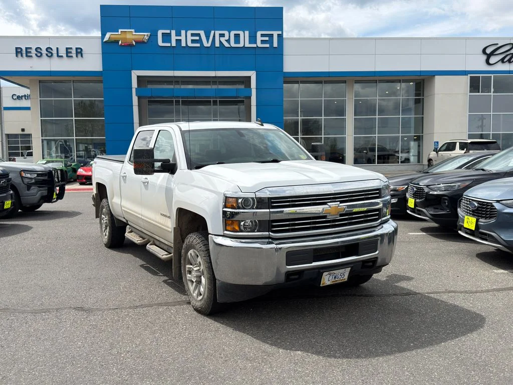 2018 Chevrolet Silverado HD LT 4WD Crew Cab Standard Box SRW's photo