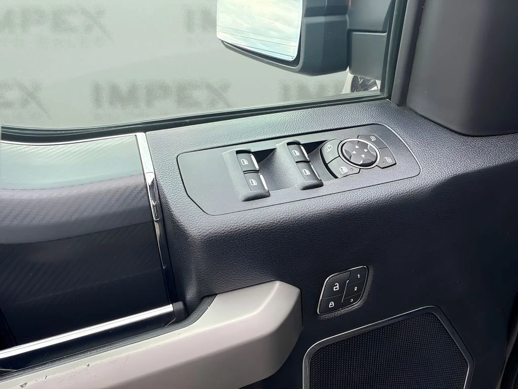 Used 2020 Red Ford Lariat image 17