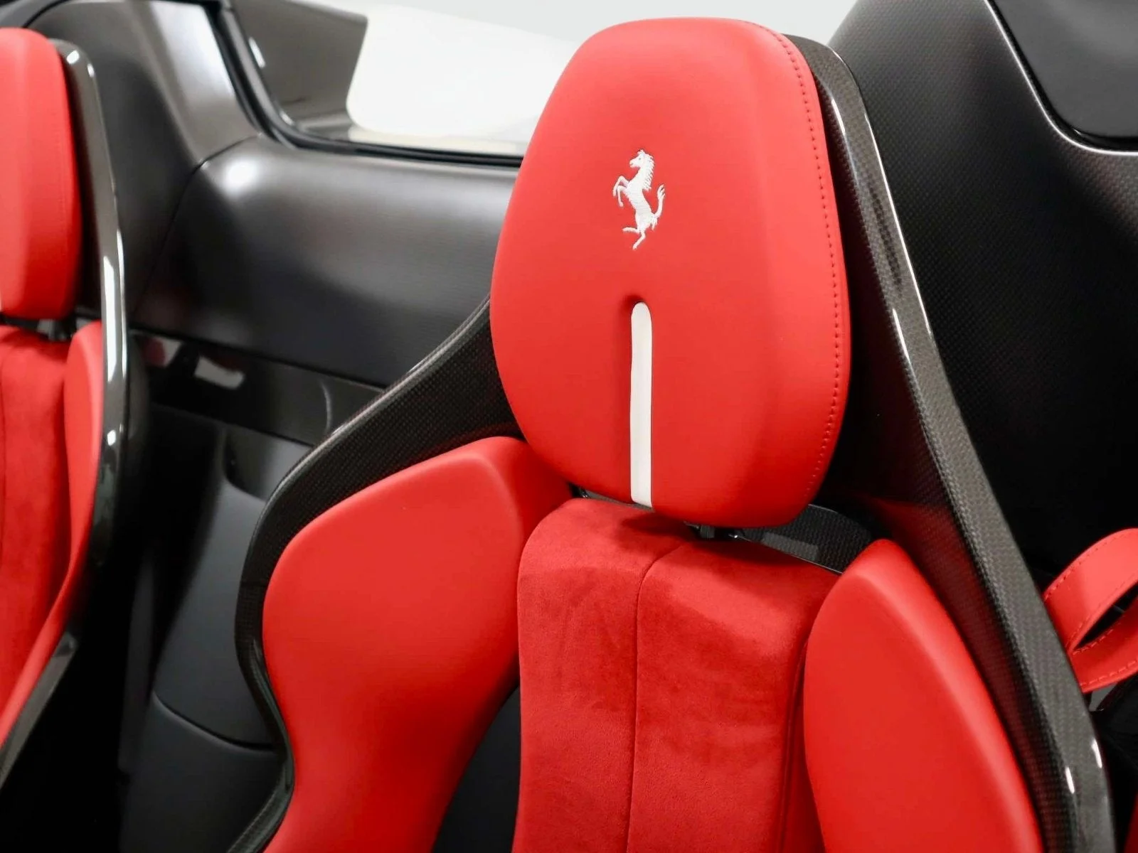 Certified Used 2022 Bianco Italia Ferrari  image 22