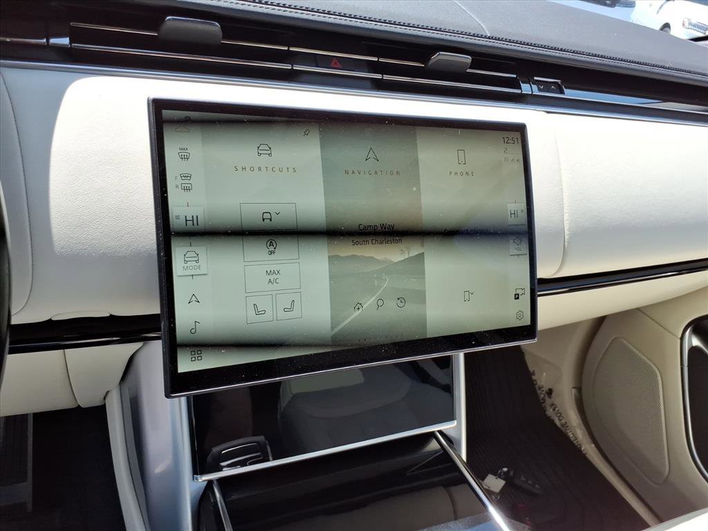 Certified Used 2025 Ostuni Pearl White Premium Metallic Land Rover SE image 19