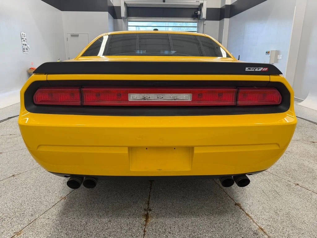 Used 2012 Yellow Dodge SRT8 392 image 16