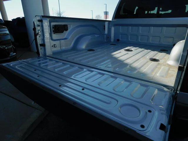 New 2026 Silver-Zynith Exterior Paint RAM Tradesman image 30