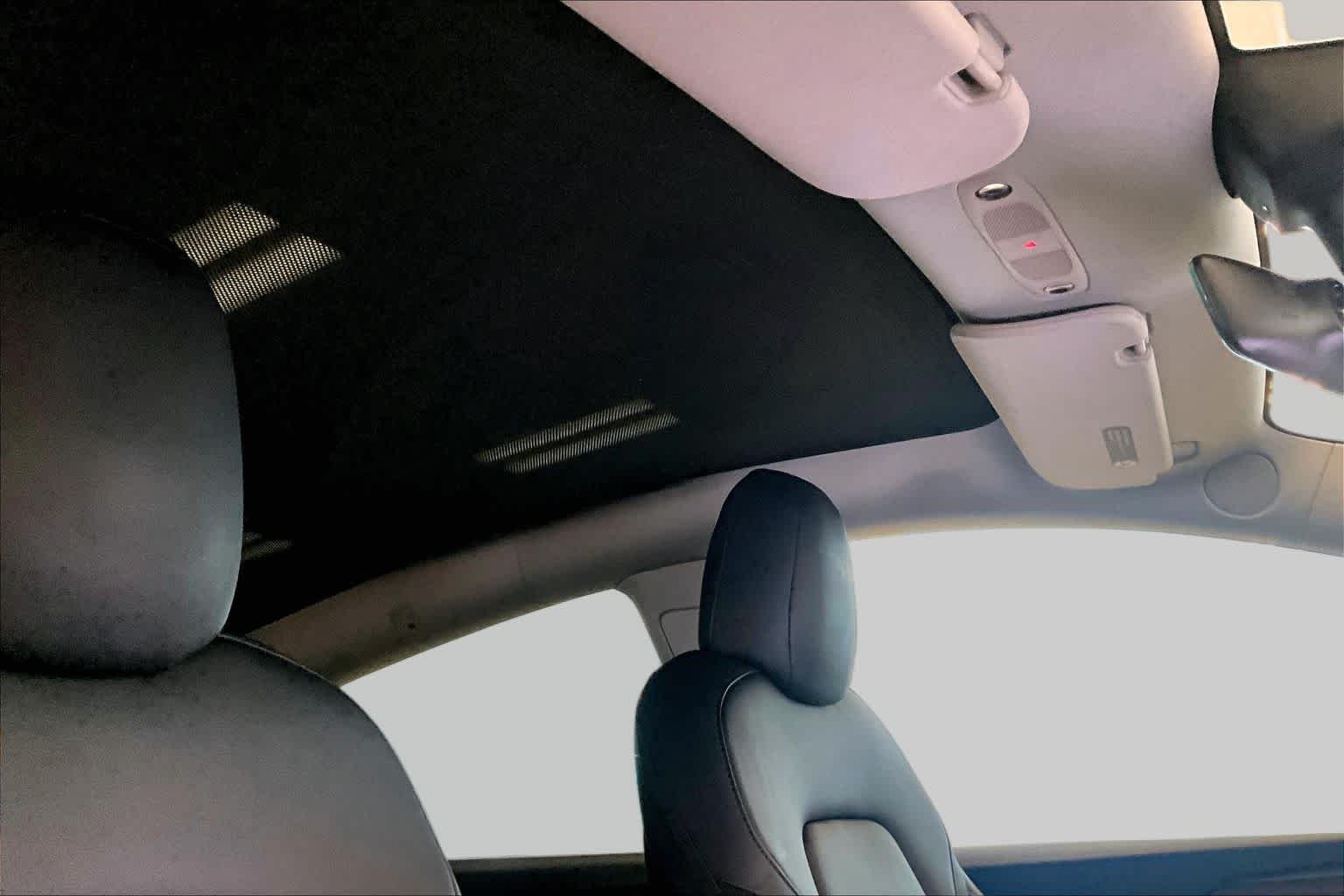Used 2022 Pearl White Multi-Coat Tesla Performance image 12