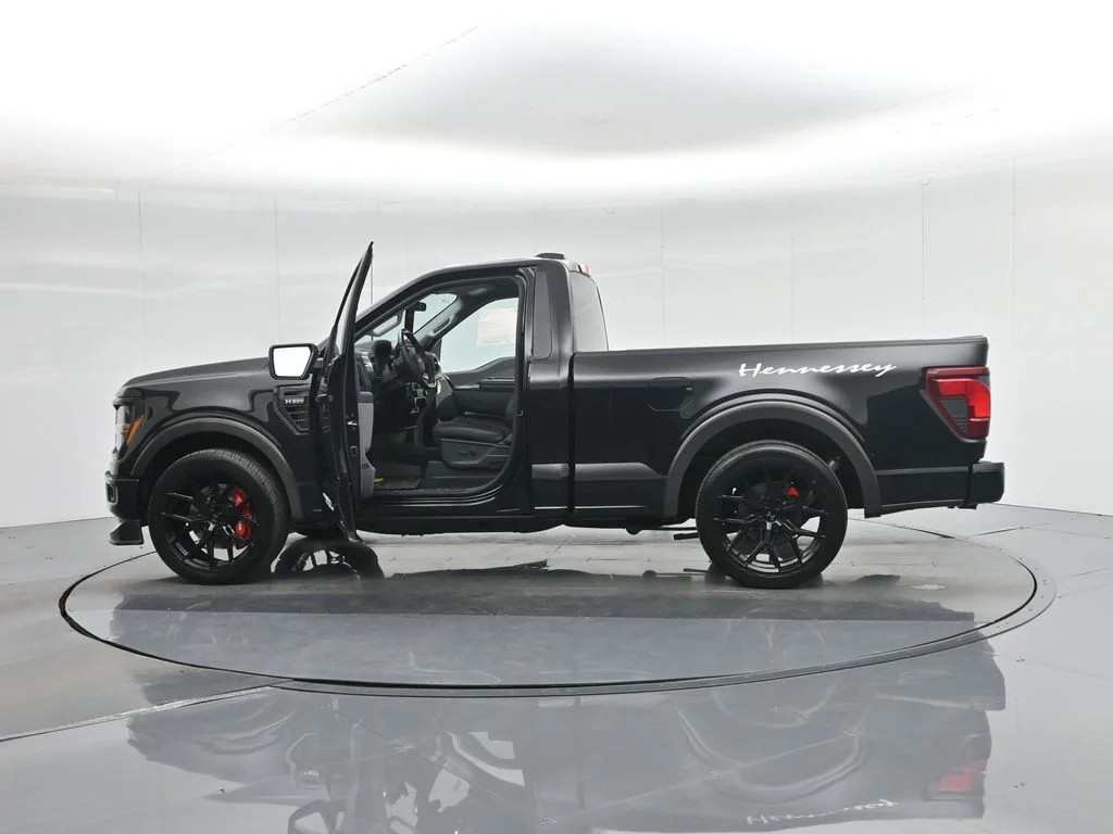 New 2025 Black Ford XL image 30