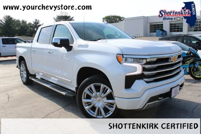 Used 2023 Beige Chevrolet High Country image 15