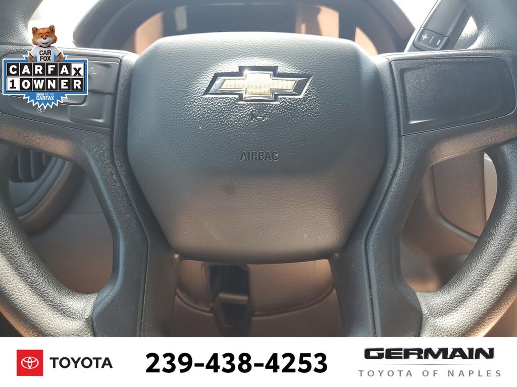Used 2024 White Chevrolet Custom image 24