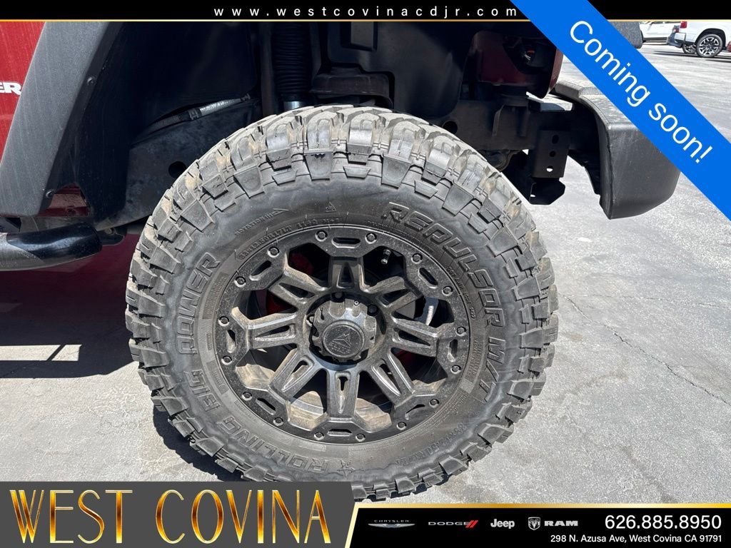 Used 2008 Red Jeep Rubicon image 4