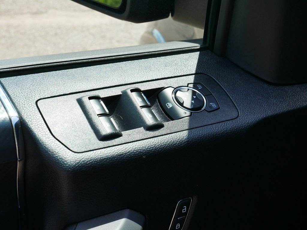 Used 2019 Gray Ford XLT image 16