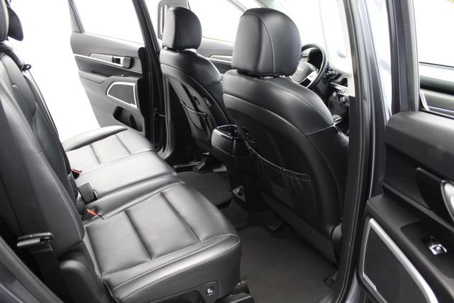 Used 2022 Gravity Gray Kia LX image 18
