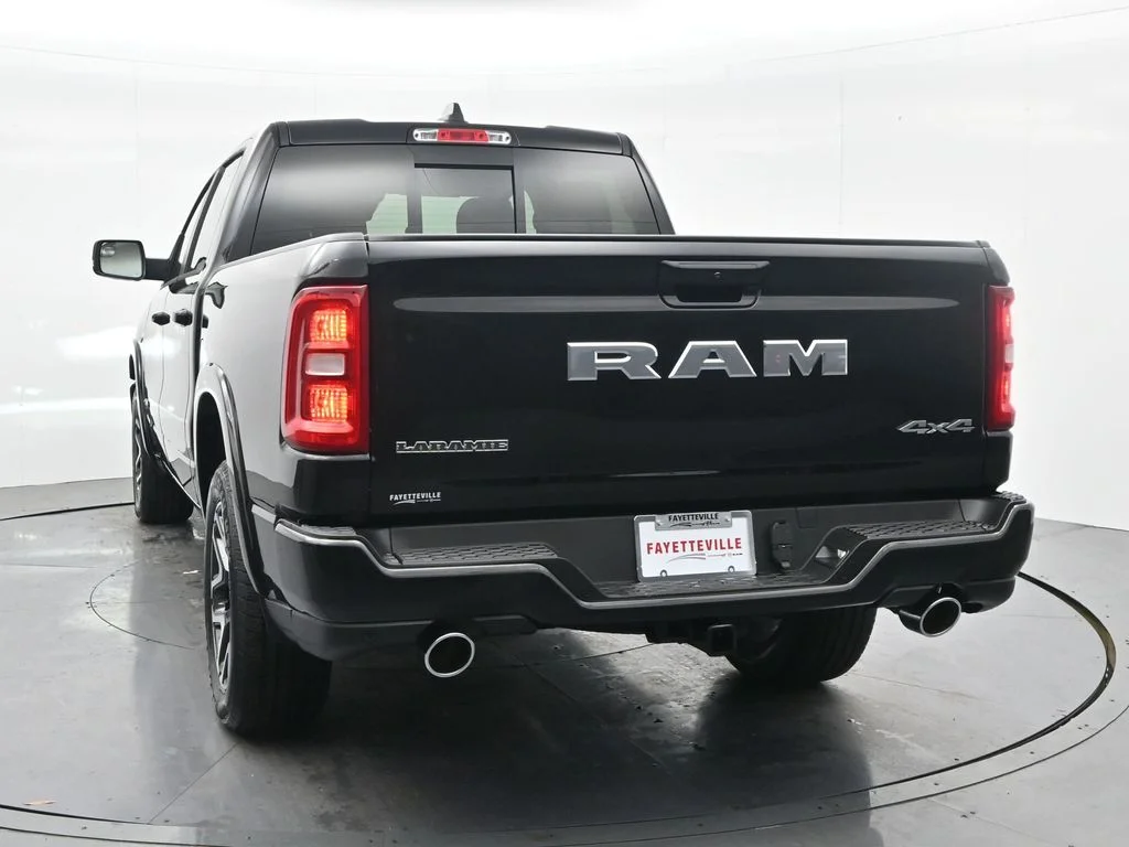 New 2026 Diamond Black Crystal Pearl-Coat Exterior Paint RAM Laramie image 9