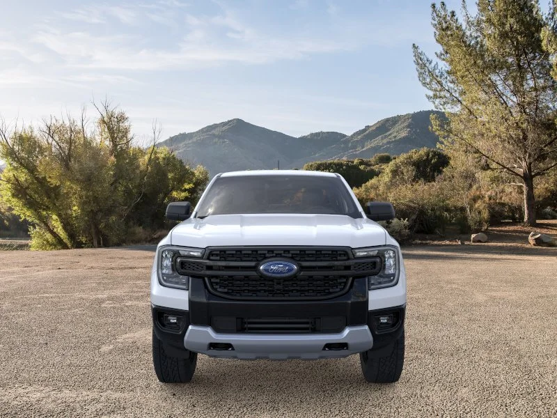 New 2025 Oxford White Ford XLT image 29