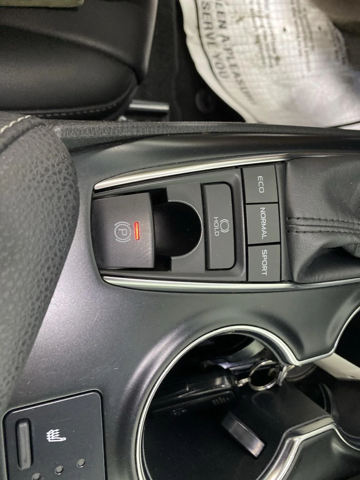 Used 2018 Celestial Silver Metallic Toyota XSE V6 image 26