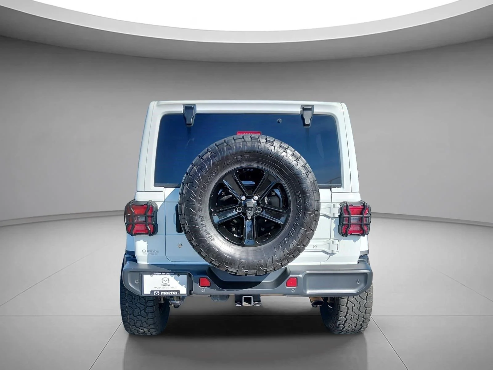 Used 2020 Bright White Clearcoat Jeep Sahara Altitude image 4