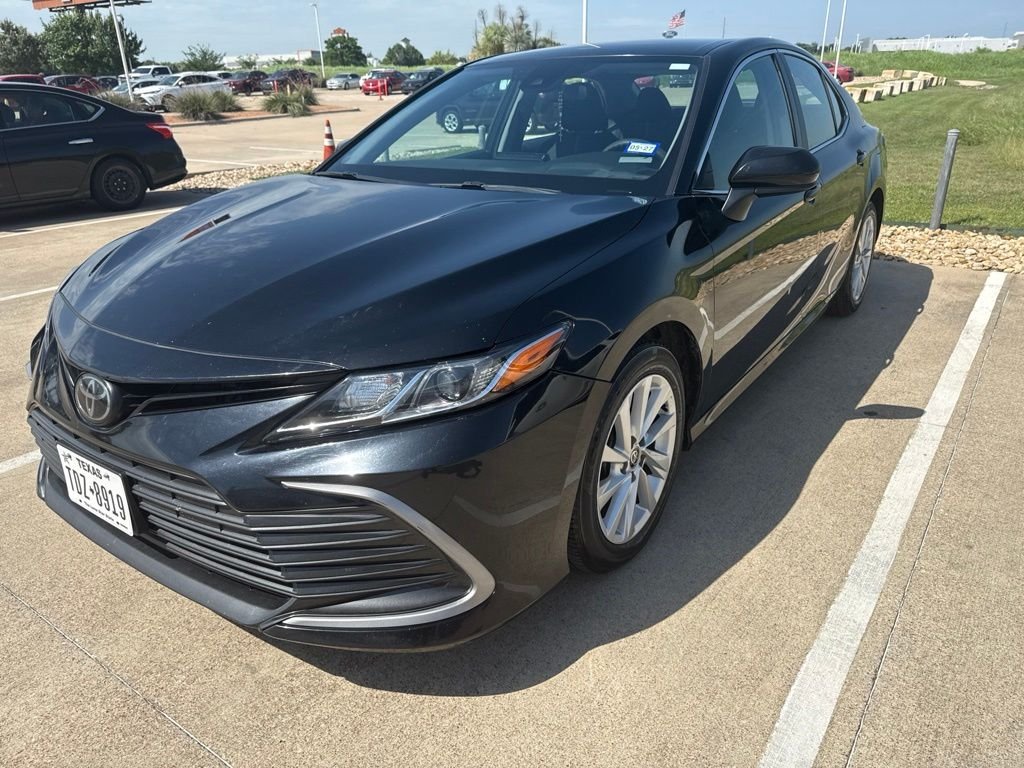 Used 2021 Black Toyota LE image 5