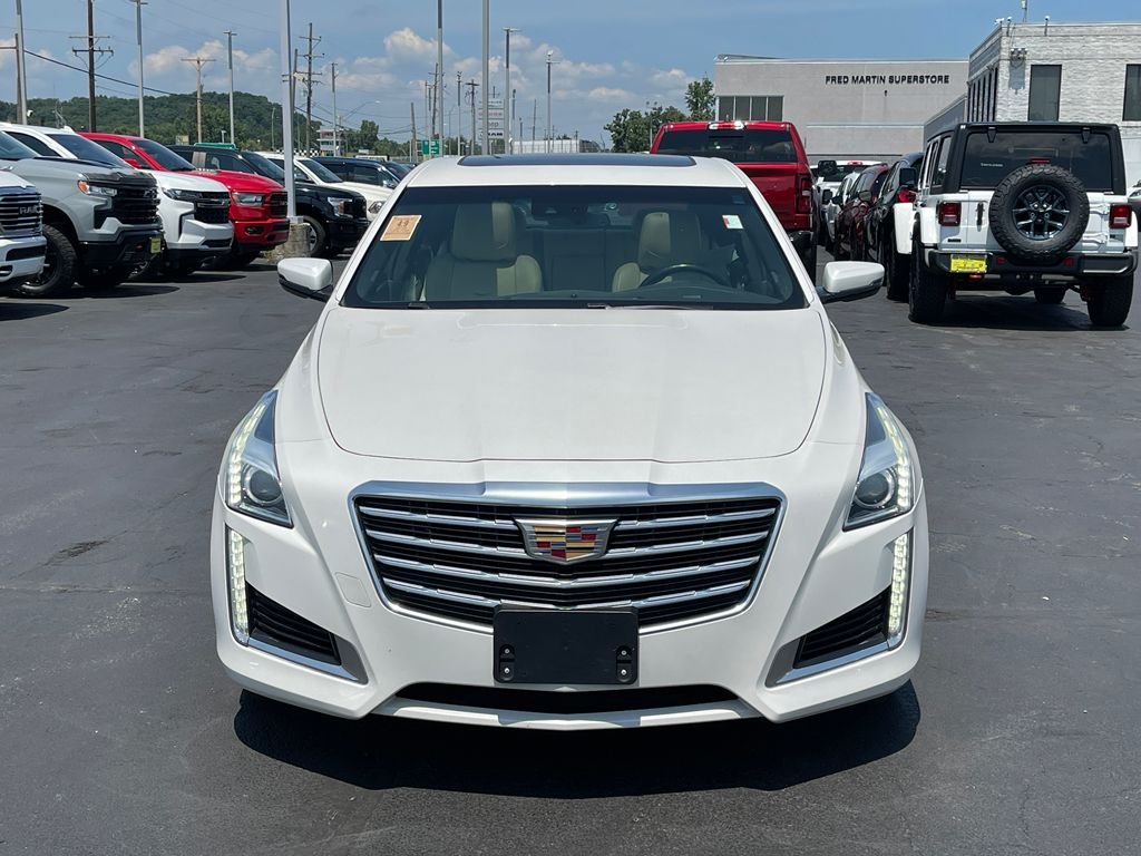 Used 2018 Crystal White Tricoat Cadillac 3.6L Luxury image 2