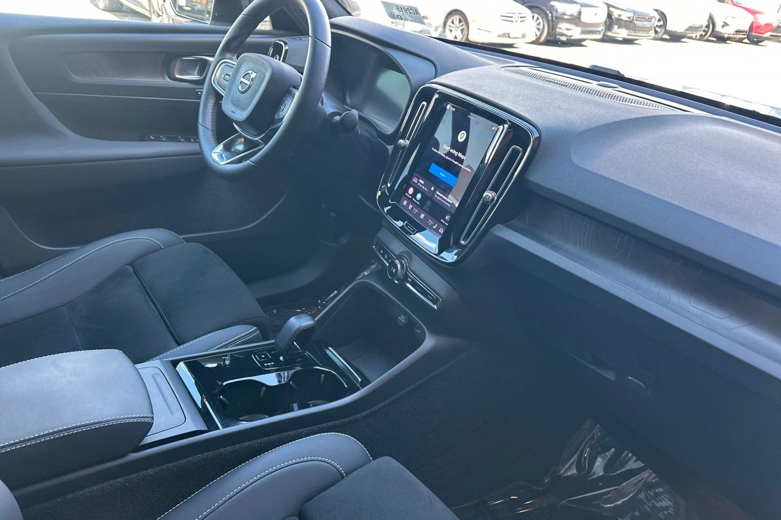 Certified Used 2023 Crystal White Volvo Ultimate image 19