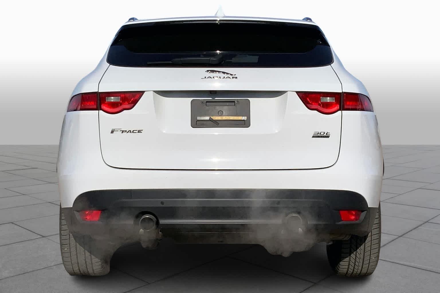 Used 2019 Yulong White Metallic Jaguar 30t Portfolio image 4