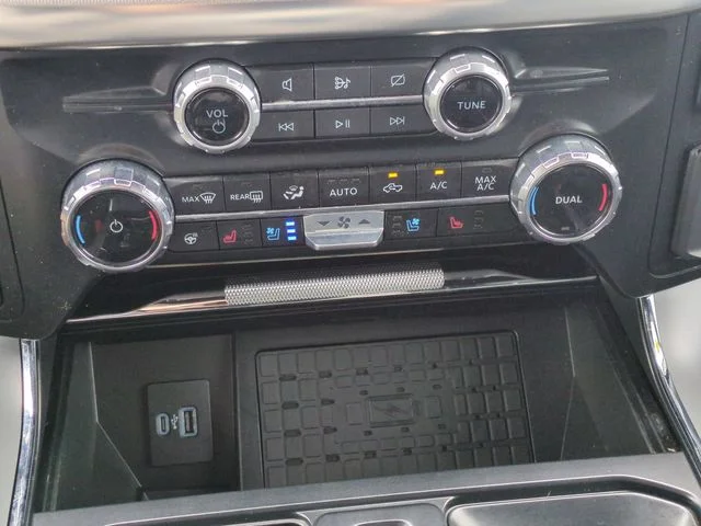 Used 2024 Blue Ford Lariat image 25