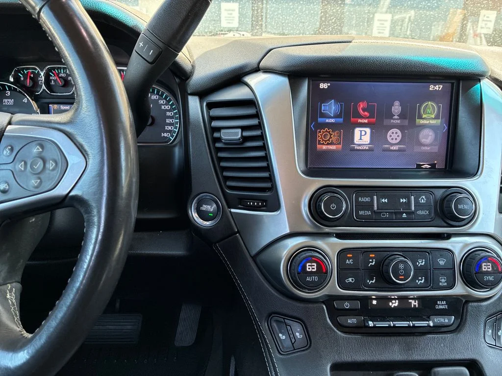 Used 2015 White Chevrolet LT image 18