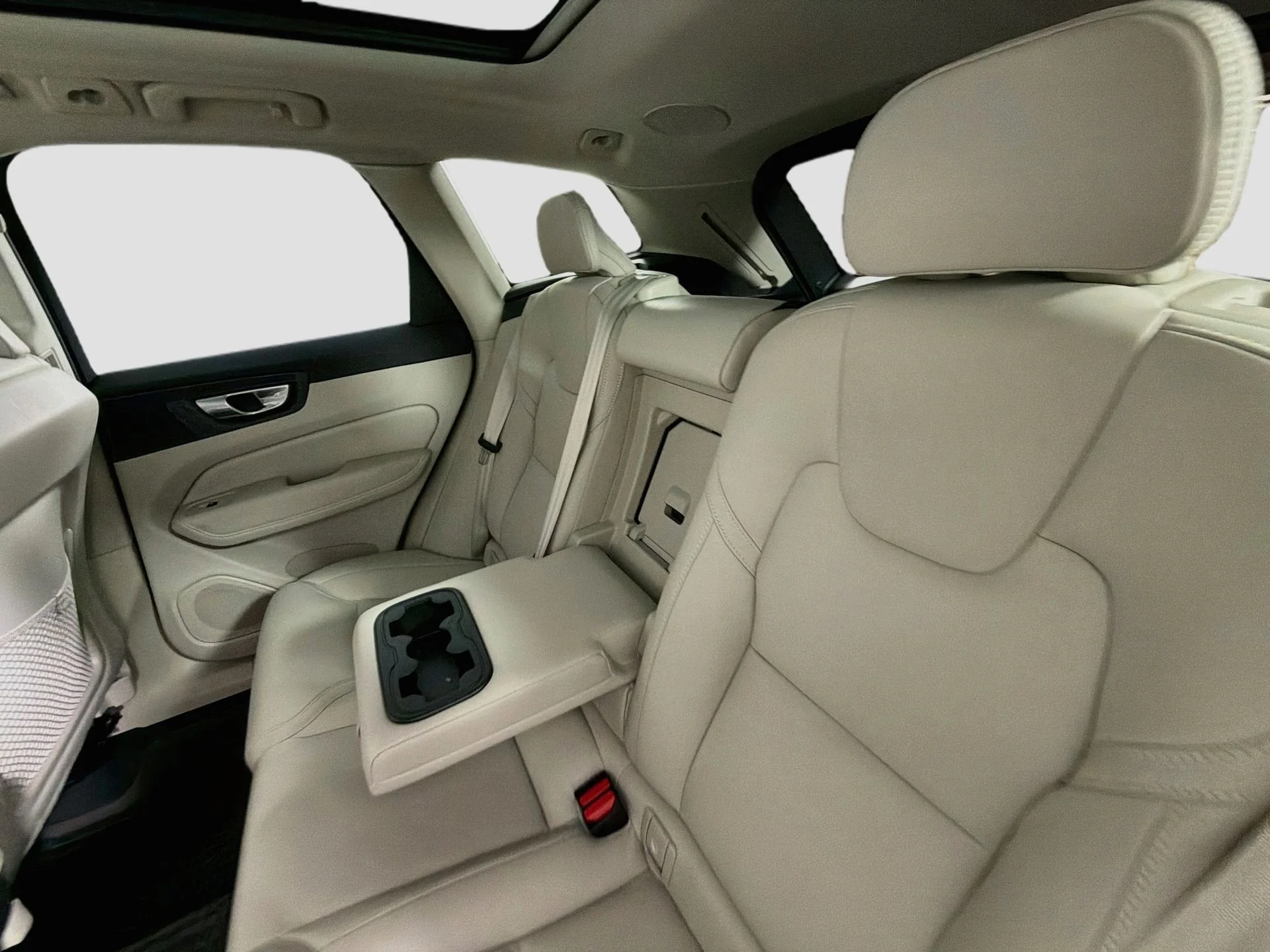 Certified Used 2026 Denim Blue Volvo Ultra image 26