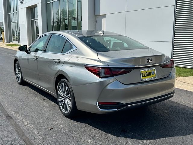 Used 2021 Silver Lexus 250 image 6