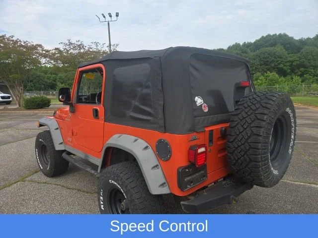 Used 2005 Impact Orange Cle Jeep Sport image 20