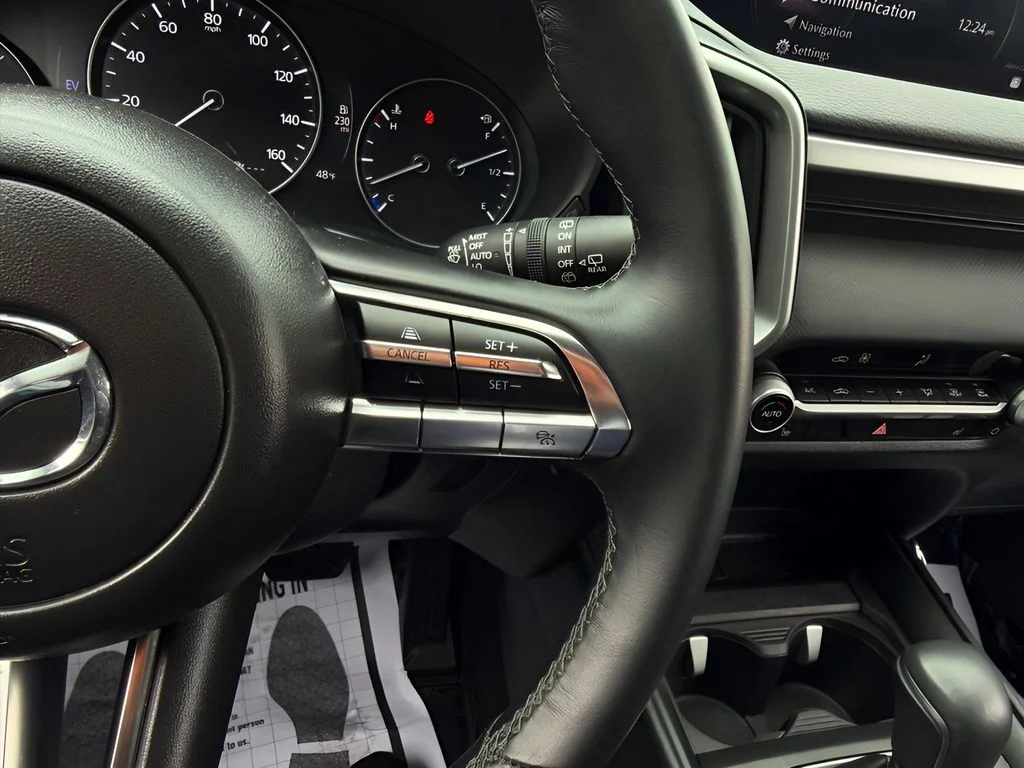 Used 2025 Gray Mazda Preferred image 13