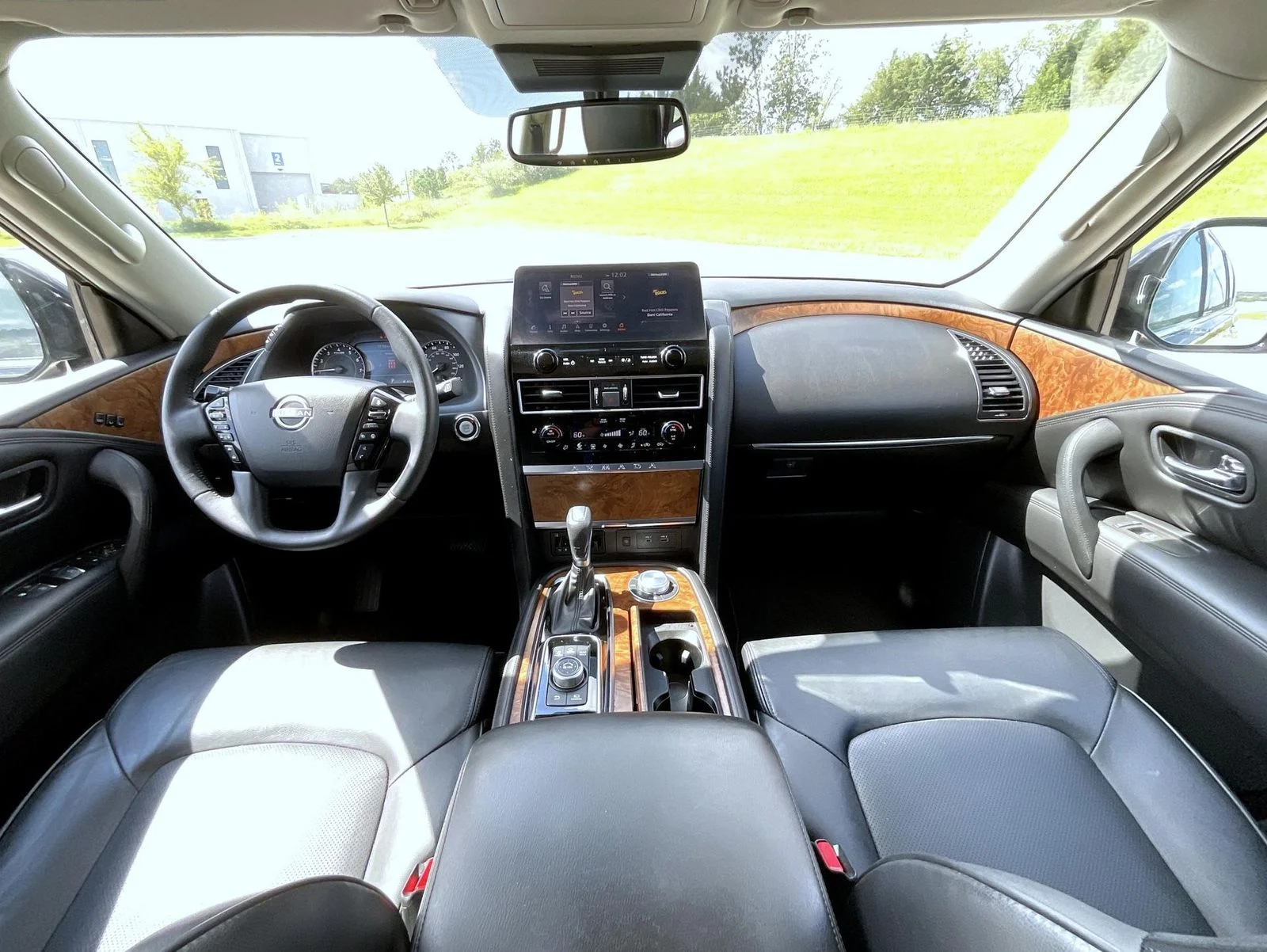 Used 2023 Black Nissan SL image 15