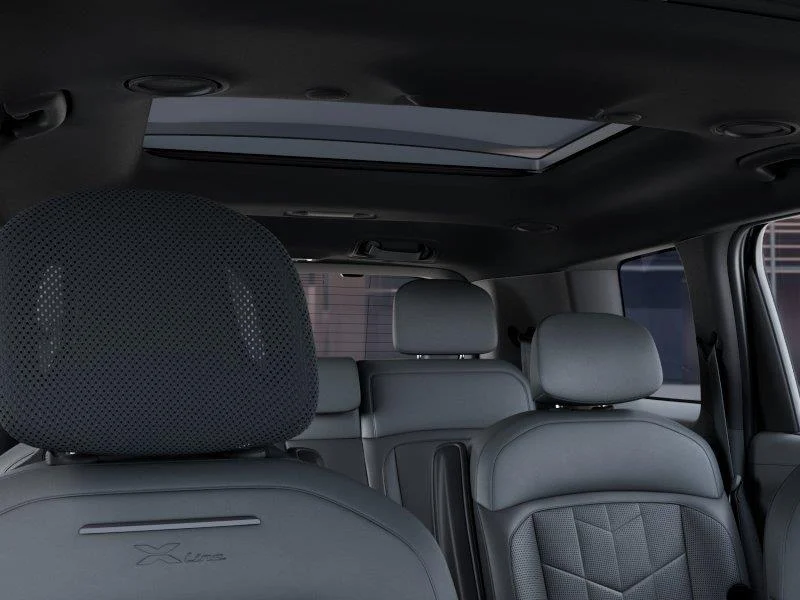 New 2027 Black Jade Green Kia X-Line SX image 27