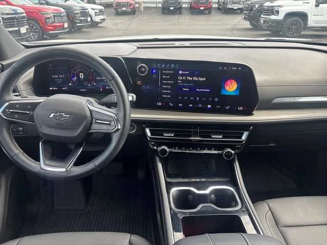 Used 2026 Summit White Chevrolet LT image 15