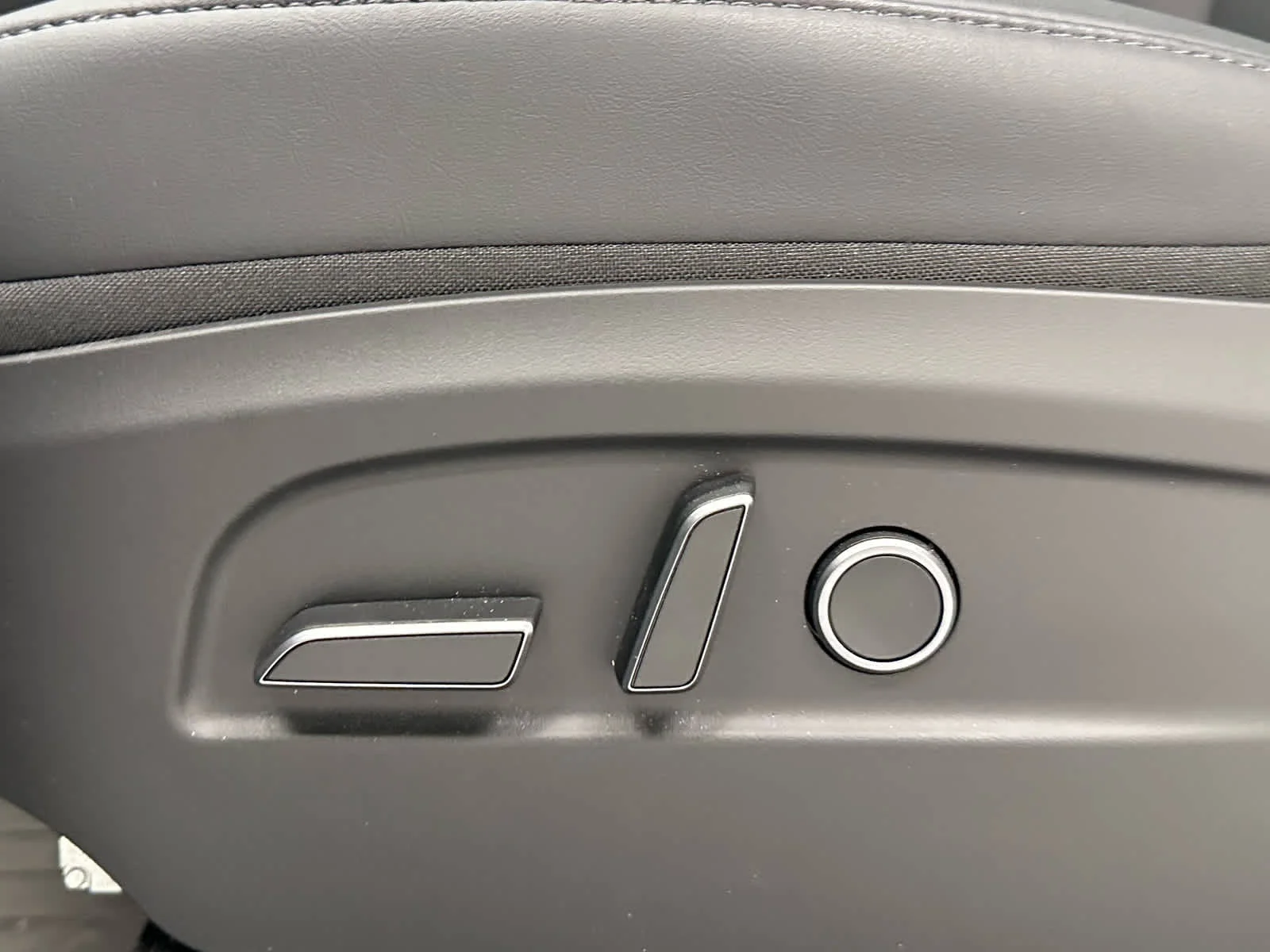 Used 2026 Quicksilver Tesla Premium image 12