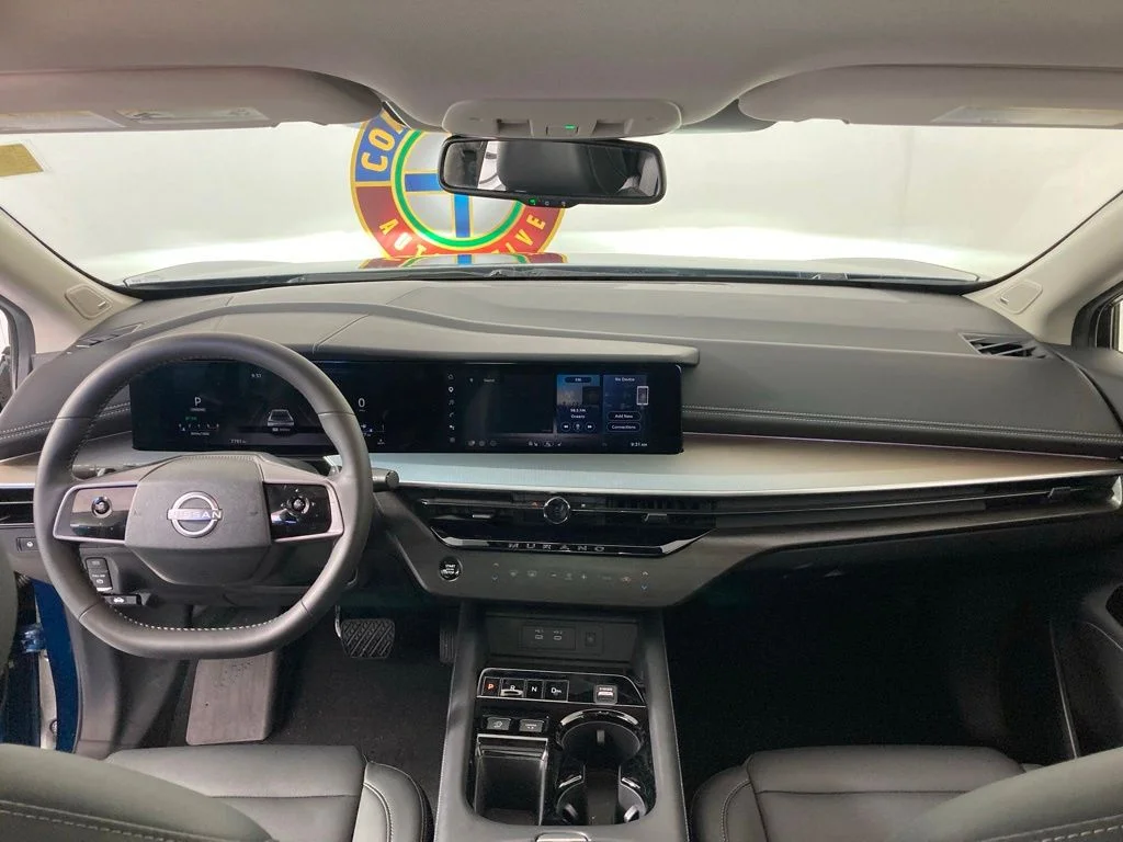 Used 2025 Blue Nissan SL image 9