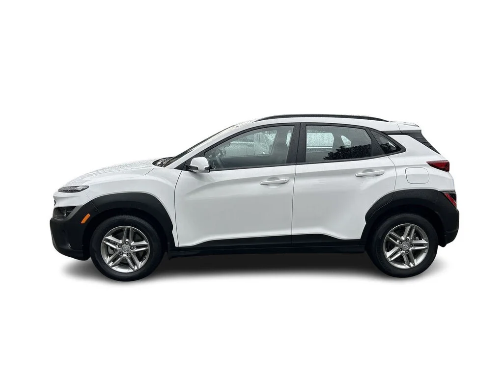 Used 2023  Hyundai 2.0L AWD Essential   No Accidents   Local BC   Dil image 8