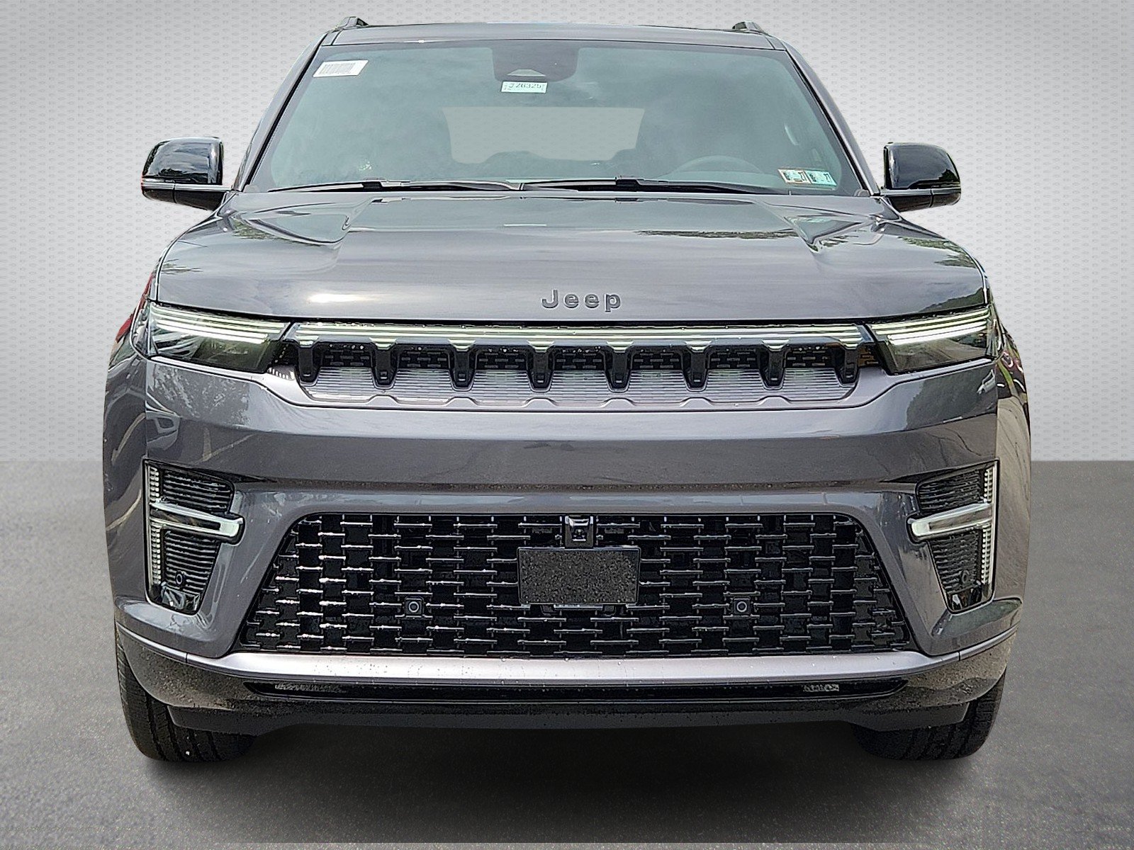 New 2026 Baltic-Gray Metallic Clear-Coat Exterior Paint Jeep Limited Altitude 4x4 image 2