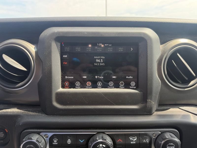 Used 2023 Gray Jeep Sport S image 7