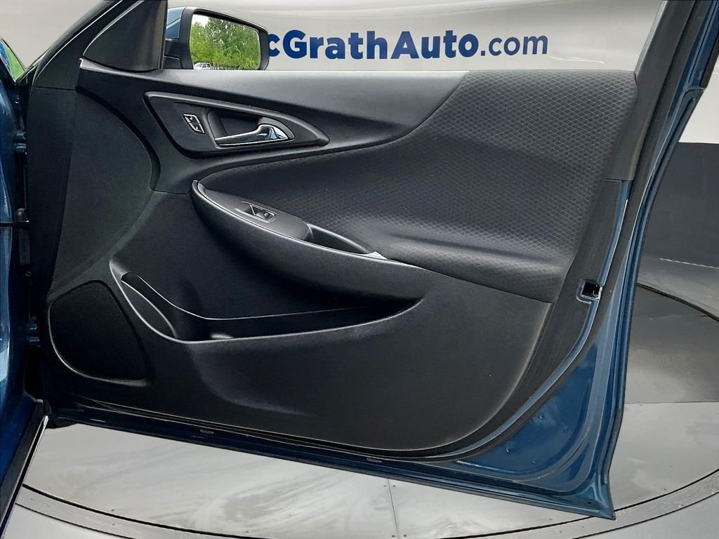 Used 2024 Blue Chevrolet LT image 24