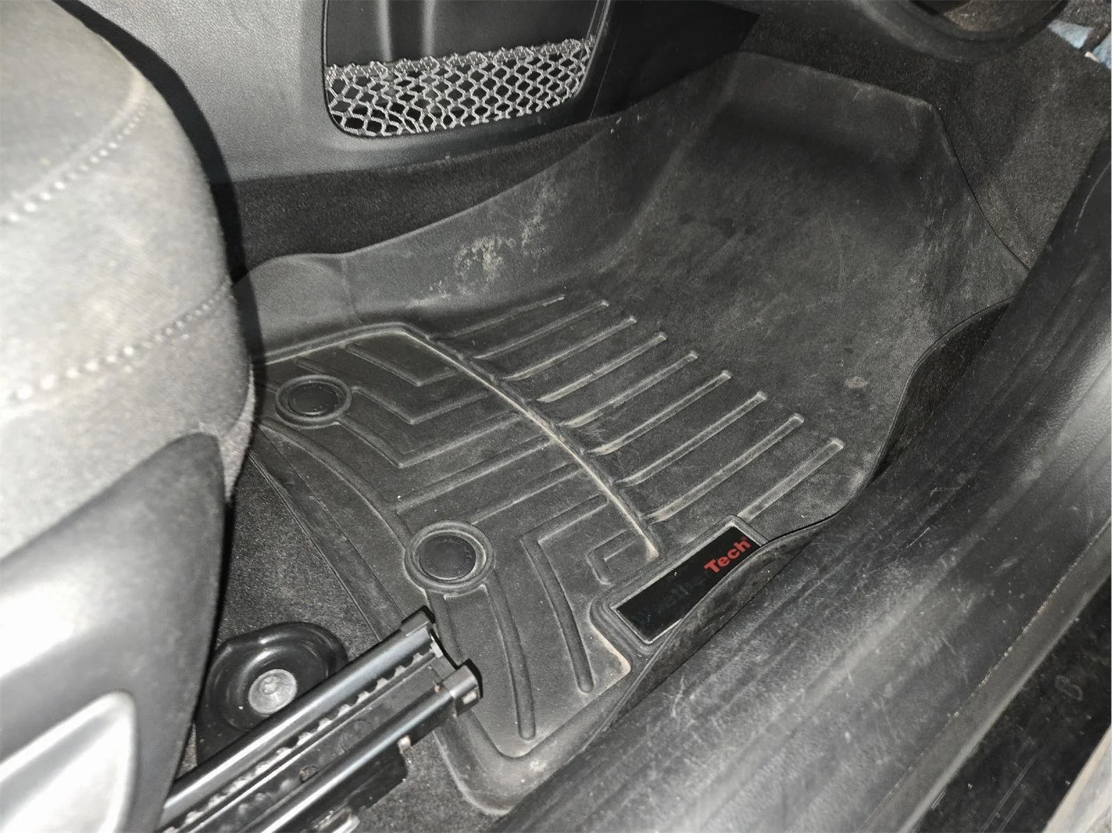 Used 2018 BLACK JEEP SPORT image 52
