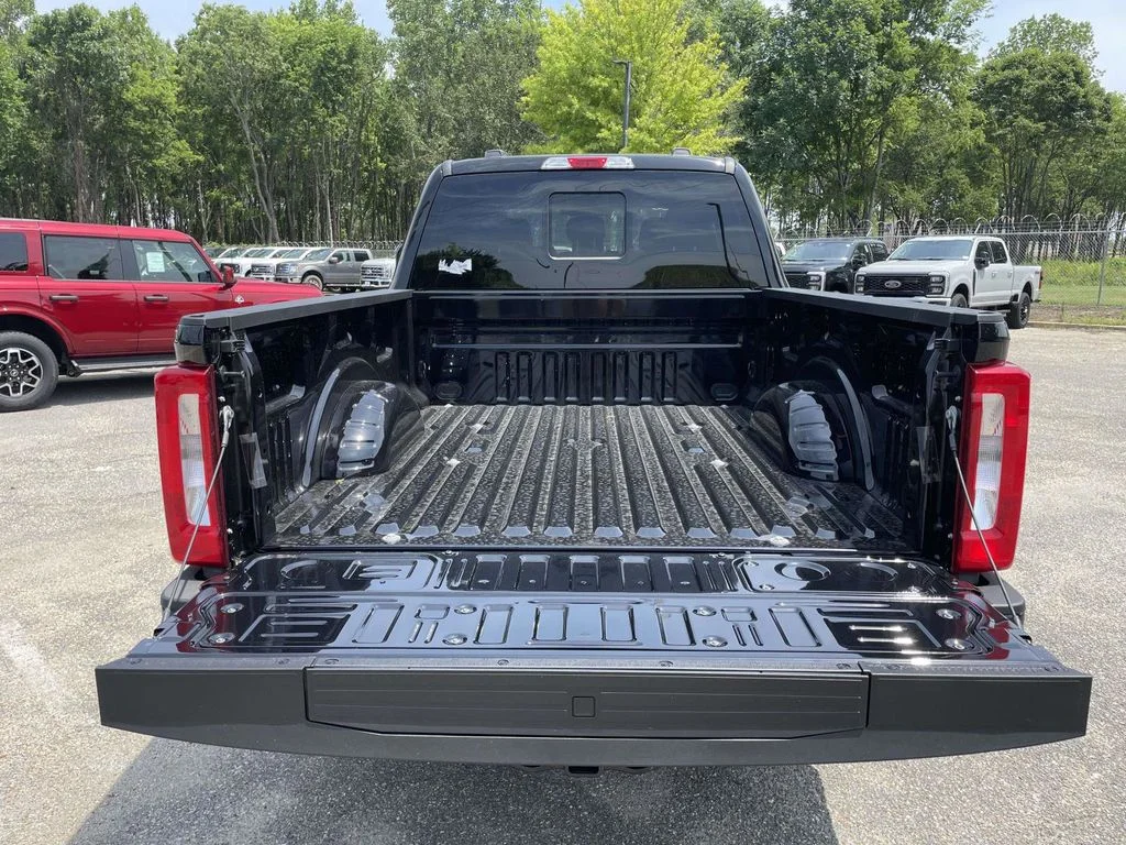 New 2026 Black Ford XL image 10