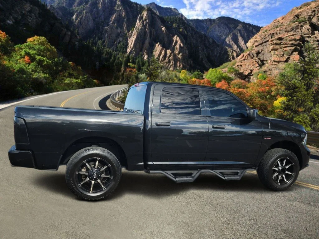 Used 2017 Black Ram Express image 2