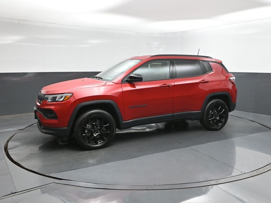 New 2026 Red Hot Pearlcoat Jeep Latitude image 28