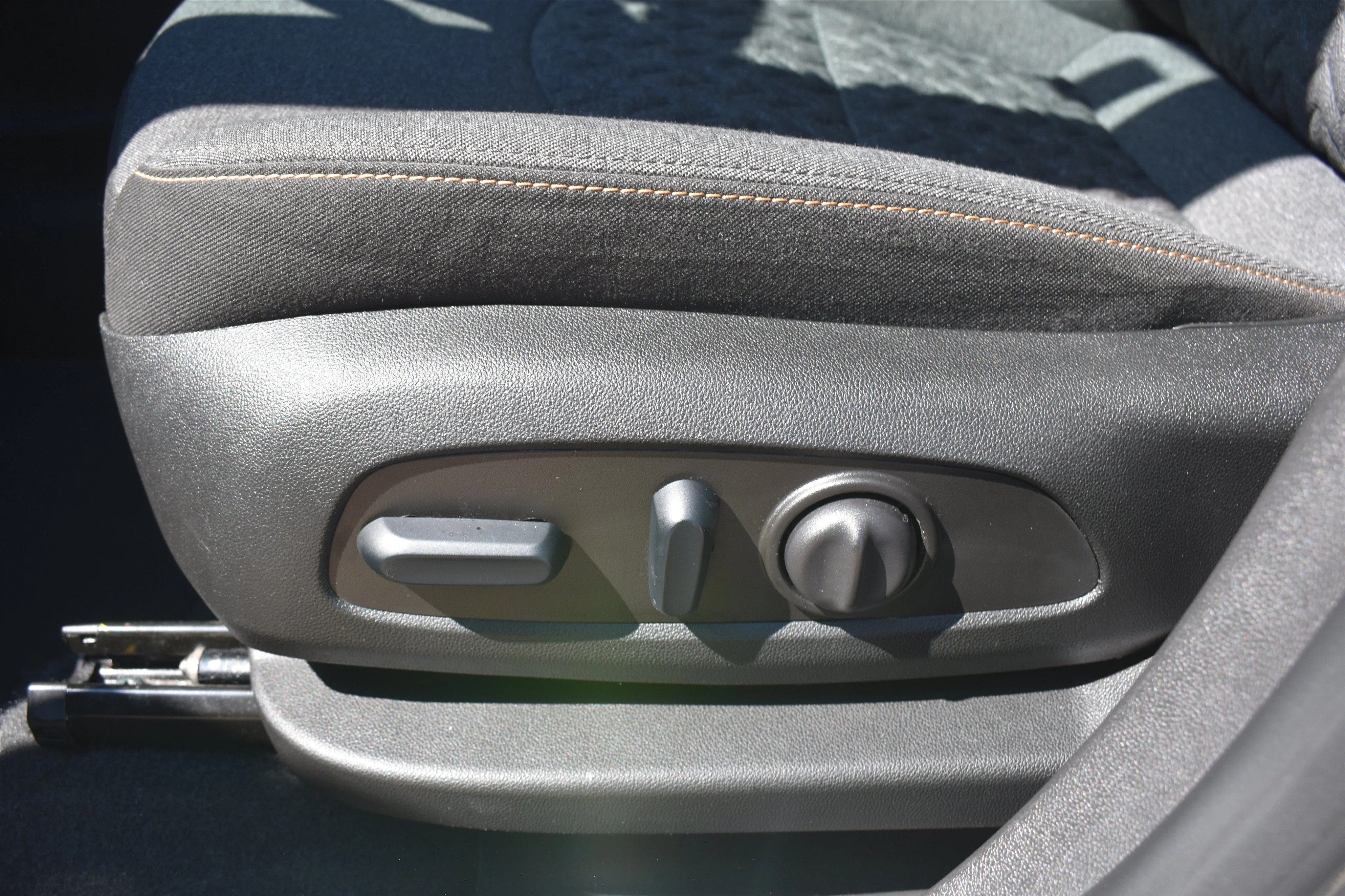 Used 2024 Sterling Gray Metallic Chevrolet LT image 14