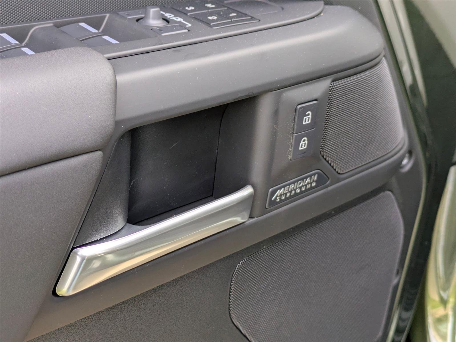 Used 2026 Woolstone Green Metallic Land Rover X-Dynamic SE image 13