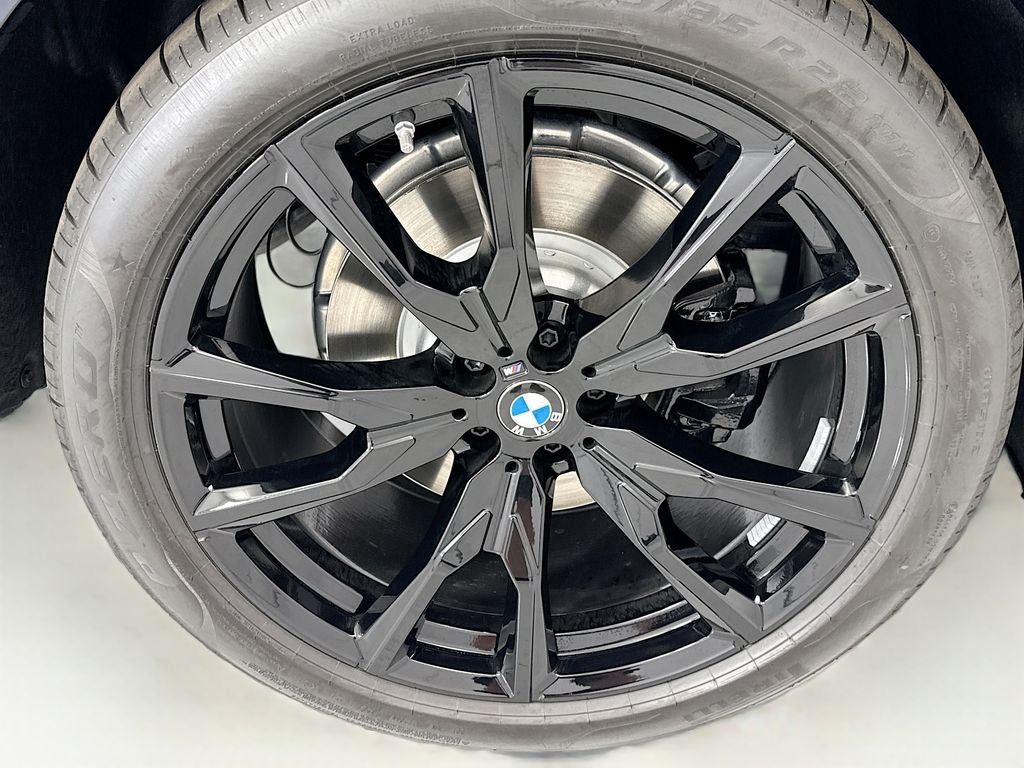 New 2027 Carbon Black Metallic BMW xDrive40i image 32