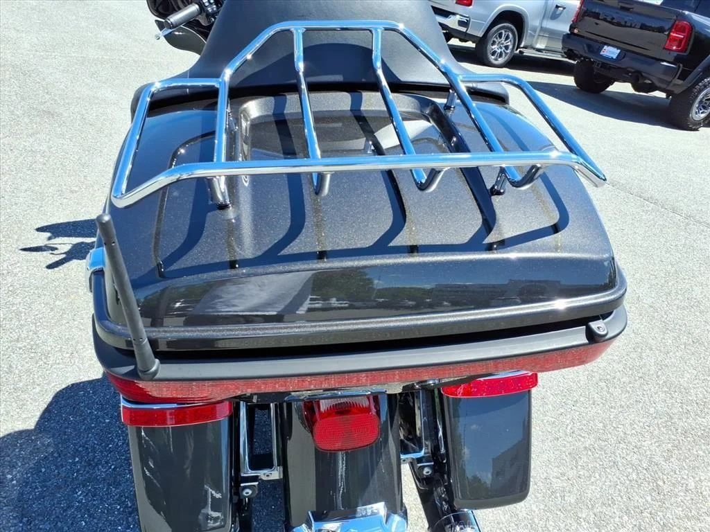 Used 2019 BLACK HARLEY Cruiser image 15