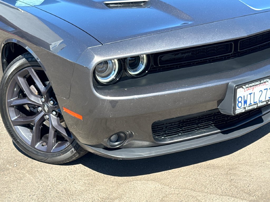 Used 2021 Gray Dodge SXT image 6